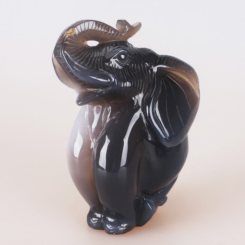 5.2" Natural Geode Agate Quartz Crystal Hand Carved Elephant Animal Carving 779g - Picture 4 of 8