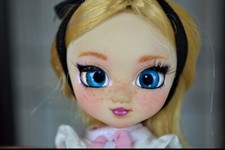Mini Custom   Pullip Doll 