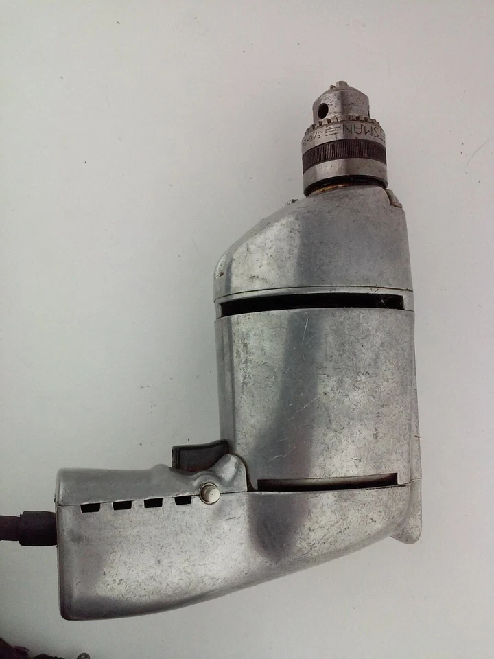 Black & Decker 1/4 HP Industrial Rated Reversible 3/8" Drill wth Craftsman Chuck - Image 4 of 4