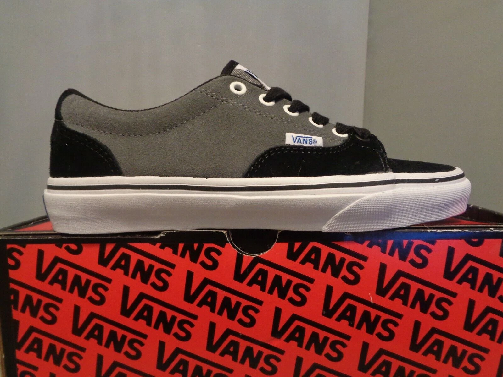 Scarpe da skate Vans Kress da uomo taglia 7 nuove con scatola NUOVE RARE pelle nera grigio Let's Skate