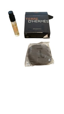 NWB Hermes TERRE D'HERMES EAU TRES FRAICHE  EDT Spray  0.06 oz Sample+Stone