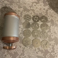 Vintage Mirro Cooky Spritz Cookie Pastry Press 12 Discs Copper 7 Star Dis
