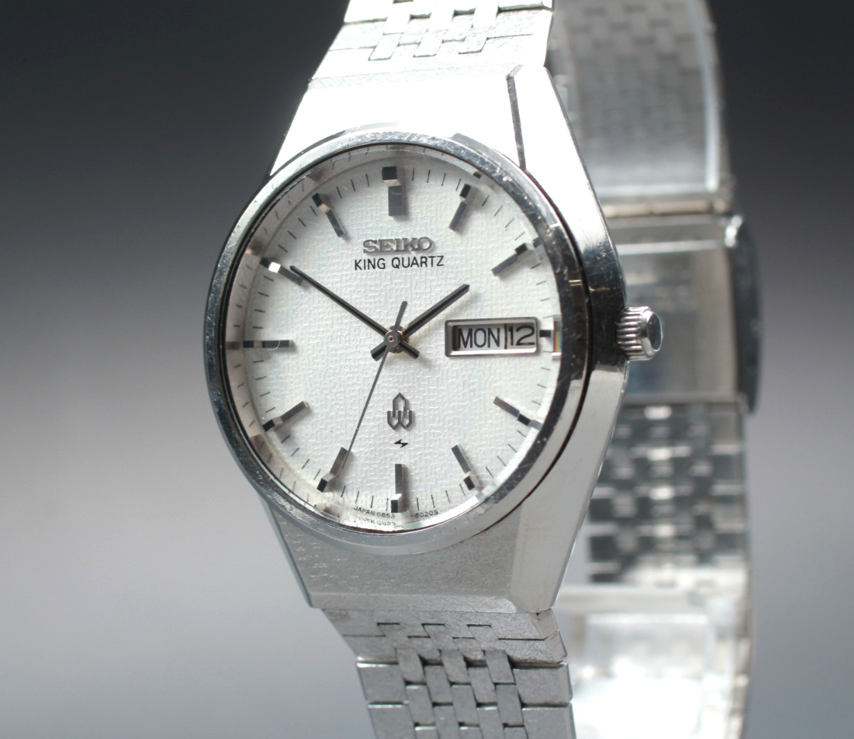 Vintage 1976 [Exc+5] SEIKO 0853-8025 King Quartz White Mens Watch Day Date JAPAN