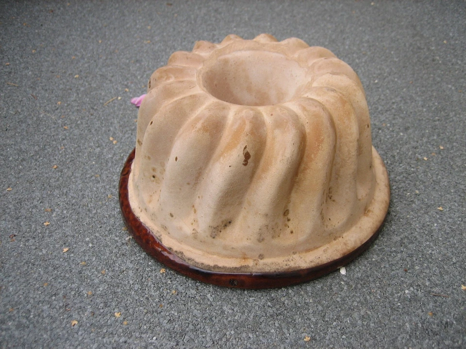Ancien moule à Gâteau Kouglof en céramique terre cuite émaillée - Photo 3/4