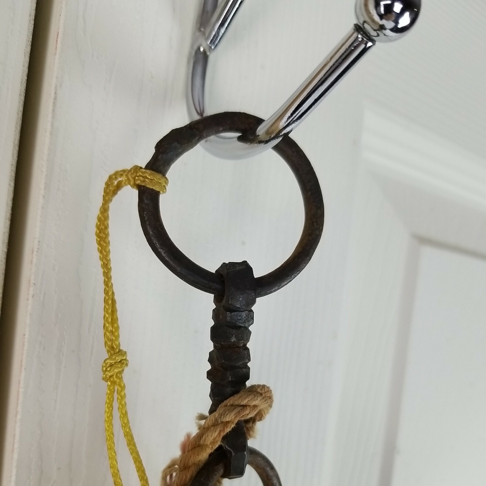 Vintage 25 Inch Rustic Handcrafted Door Wind Chimes/Alarm Metal Bells Rope/Metal