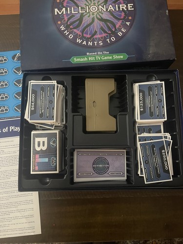 WHO WANTS TO BE A MILLIONAIRE 2000 FAMILY BOARD GAME - Picture 3 of 4
