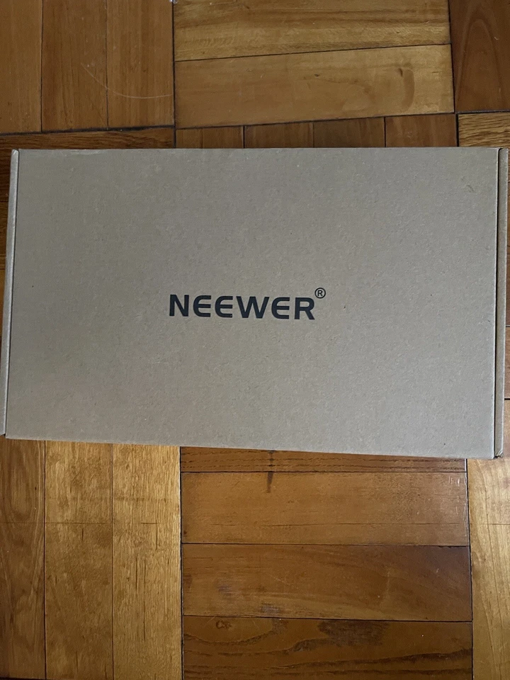 Neewer Upgraded Aluminum Alloy Camera Video Cage Film Making Kit, Black/Blue - Image 2 of 3