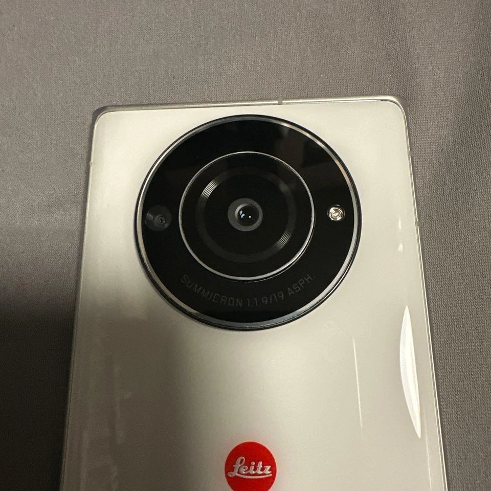 Leica LEITZ PHONE 2 Unlocked 512GB Used - Image 2 of 4