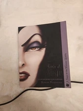 Fairest of All : A Tale of the Wicked Queen by Serena Valentino 