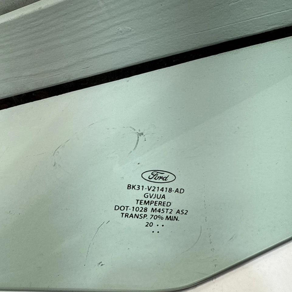 15-25 Ford Transit 150-350 techo medio puerta delantera derecha ventilación ventana vidrio OEM Foto 3 de 4