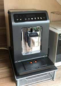 KRUPS Kaffeevollautomat EA89, voll funktionsfähig, sehr gepflegt gekauft 11/2021