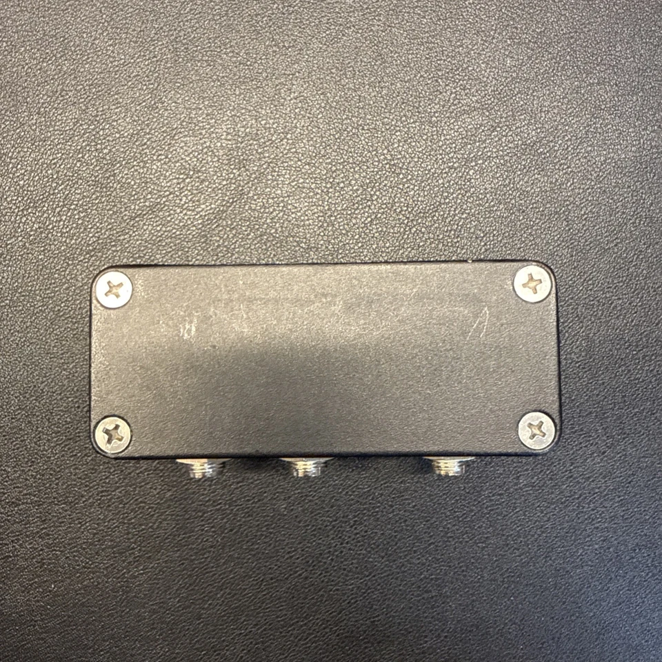 JHS Summing Amp Guitar Pedal - Image 4 of 4