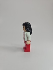 Marion Ravenwood LEGO Indiana Jones Minifigure 7195 RETIRED
