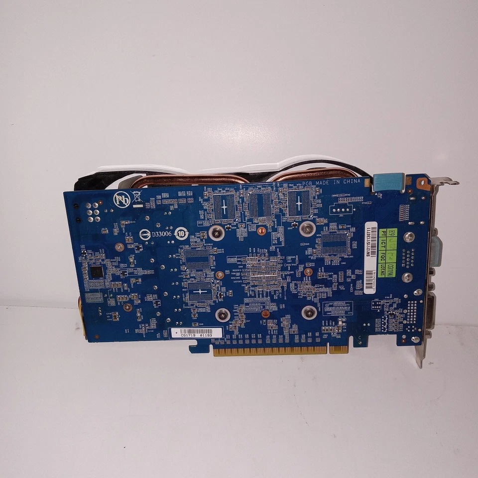 Gigabyte GTX 550 Ti Pc Graphics Card 1GB GDDR5 PCIe Video GV-N550WF2-1GI - Image 2 of 4
