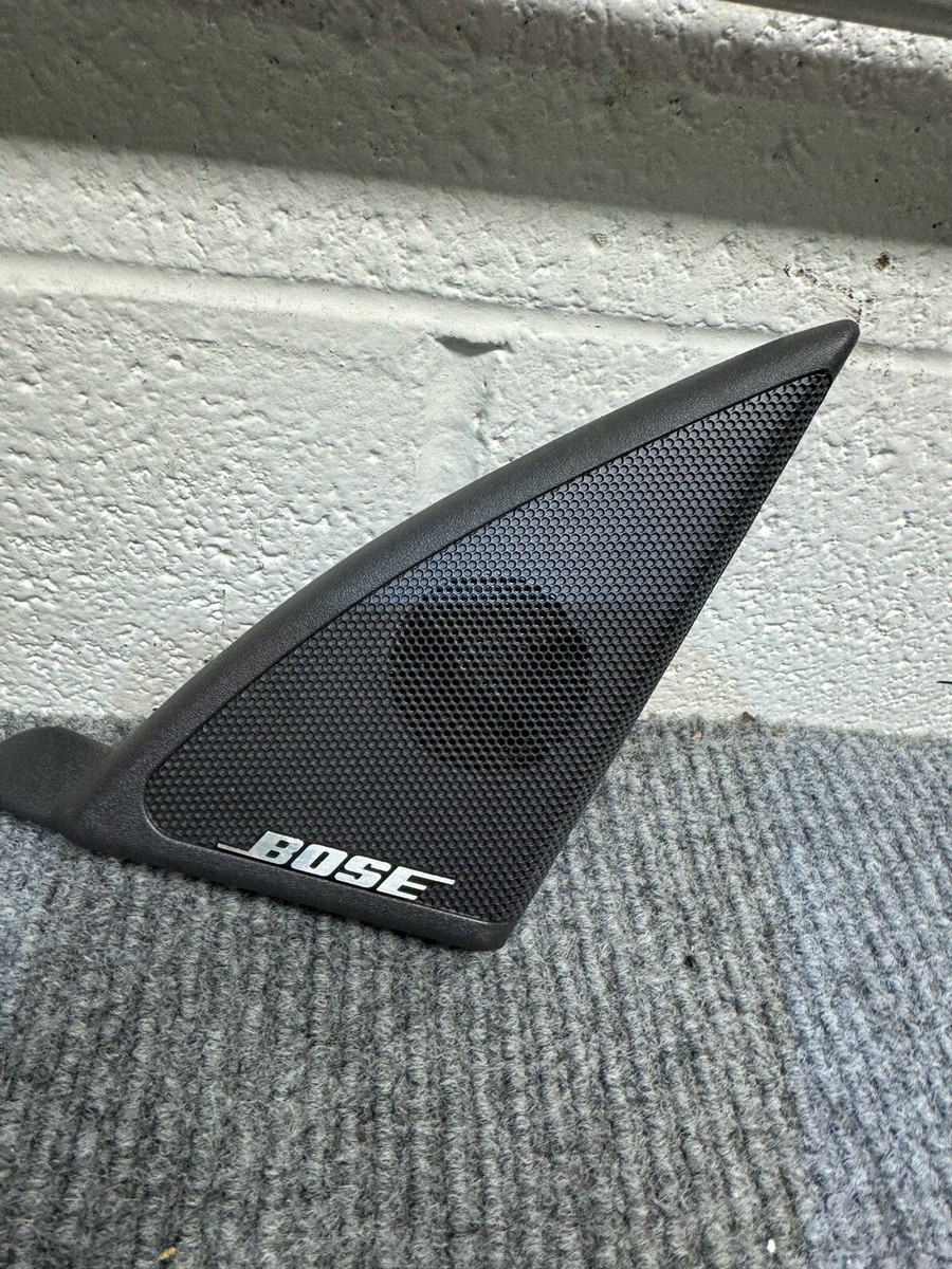 Mercedes-Benz C W203 2004 c230 sport bose Front right door speaker