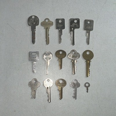 Vintage Lot of 15 Random Keys -- BMW Pebra / USPS / Ilco / Schlage / GM Cars