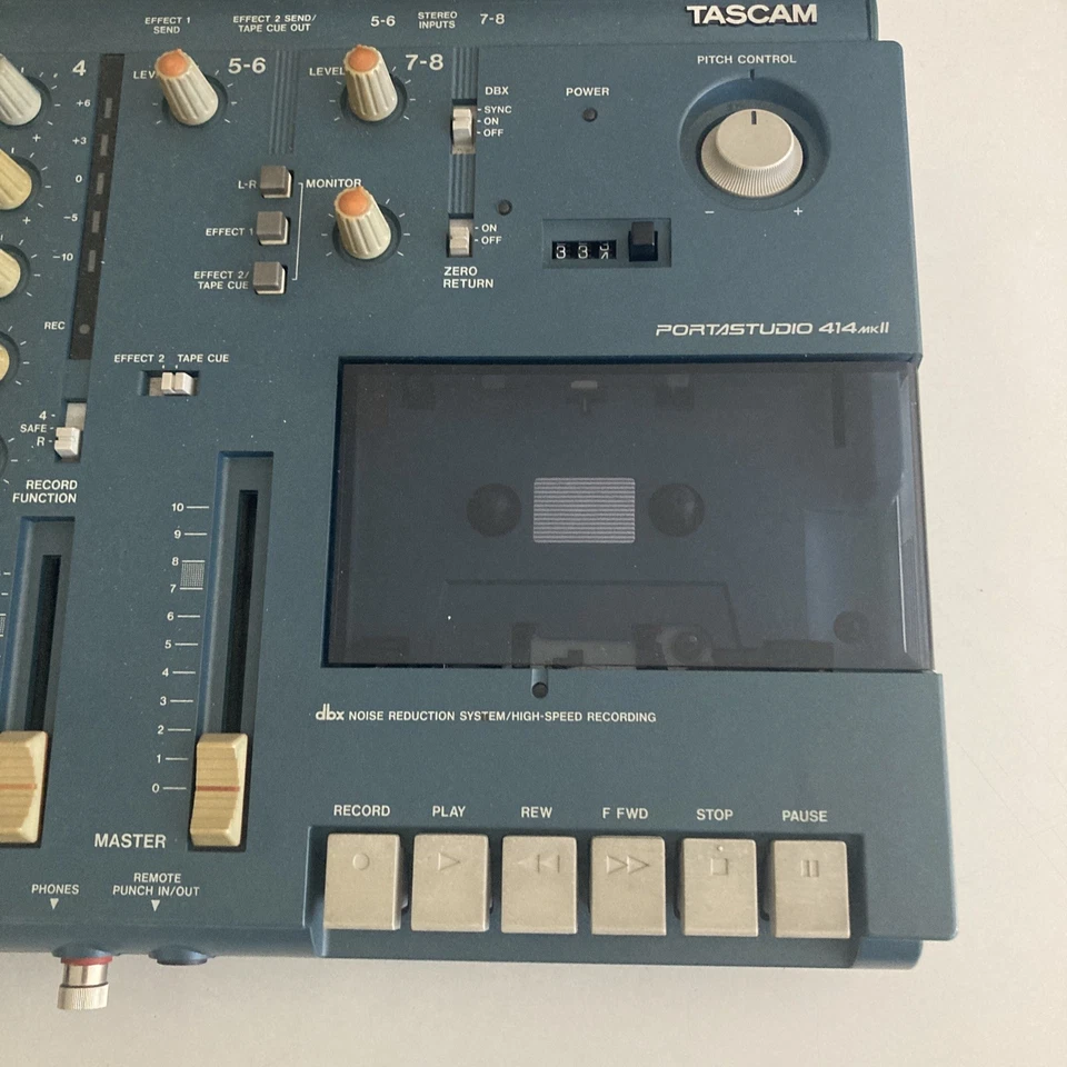 TASCAM Portastudio 414 MKII 4-Track Cassette Tape Recorder - Photo 3/4