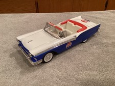 Banque cabriolet Ford Fairlane Liberty Classics Pepsi Cola 1957 neuve dans sa boîte