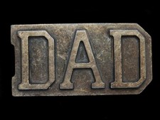 NE25113 VINTAGE 1970s DAD COLLEGIATE TYPE NOVELTY BRASSTONE BELT BUCKLE