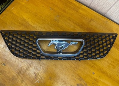2000 Ford Mustang Gt Front Grille Trim Panel Mesh Assembly Xr3X8A226Ac 99 02 04