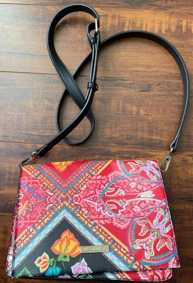 Bolso Bandolera Desigual Multicolor Floral Plegable Foto 4 de 4