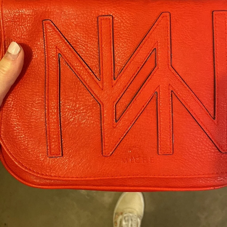 Miche Red Leather Chain Link Cross Body Shoulder Bag Purse Women’s Plaid Lining - Image 4 of 4