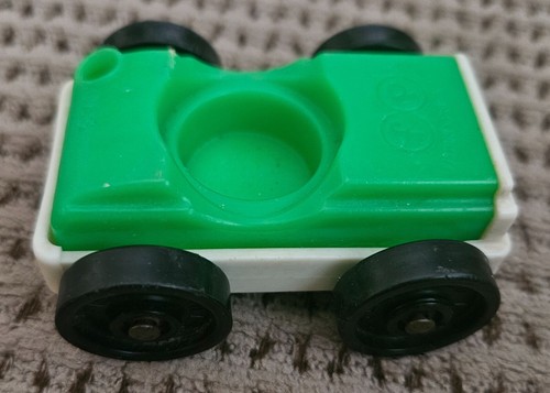 3 Vintage Fisher Price Little People Car Plastic Green White w/ Boy & Brown Dog - Picture 5 of 10