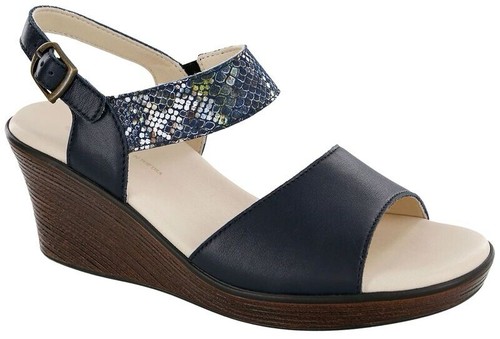 SAS Heather Quarter Strap Wedge Sandal Multisnake Navy Sz 9 Wide Worn Once