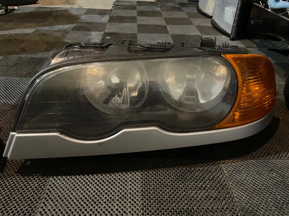 Faros BOSCH BMW 325ci 2003 cupé Foto 2 de 4