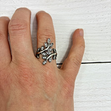 Womens Silver Tone Leaf Ring Rhinestone Branch Nature Statement Size 7