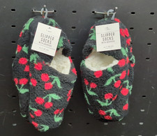 Lot of 2 Pair Women's Pull-On Faux Slipper Socks with Grippers, 8-10 Black Red