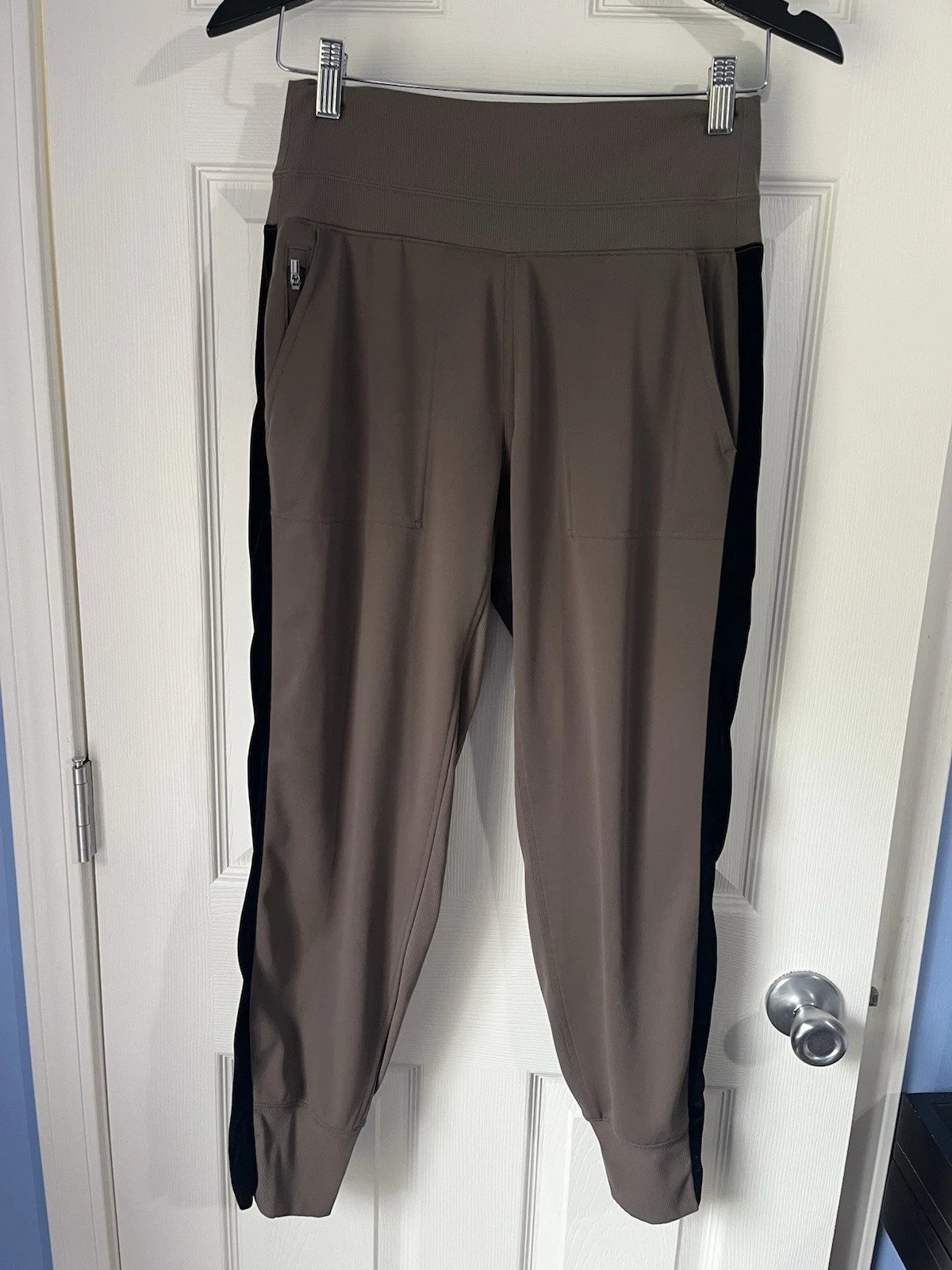 Athleta Pants Womens Small Brown Venice Velvet Stripe Jogger Work Travel Commute