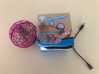 Flying Spinner in Box with Cord Pre-Owned-Tested