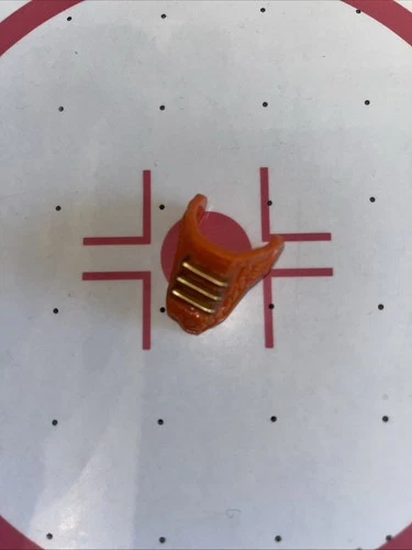 TMNT  MUTANT NINJA TURTLES 1996 MUTA FORCE MICHAELANGELO KNEE PAD Right