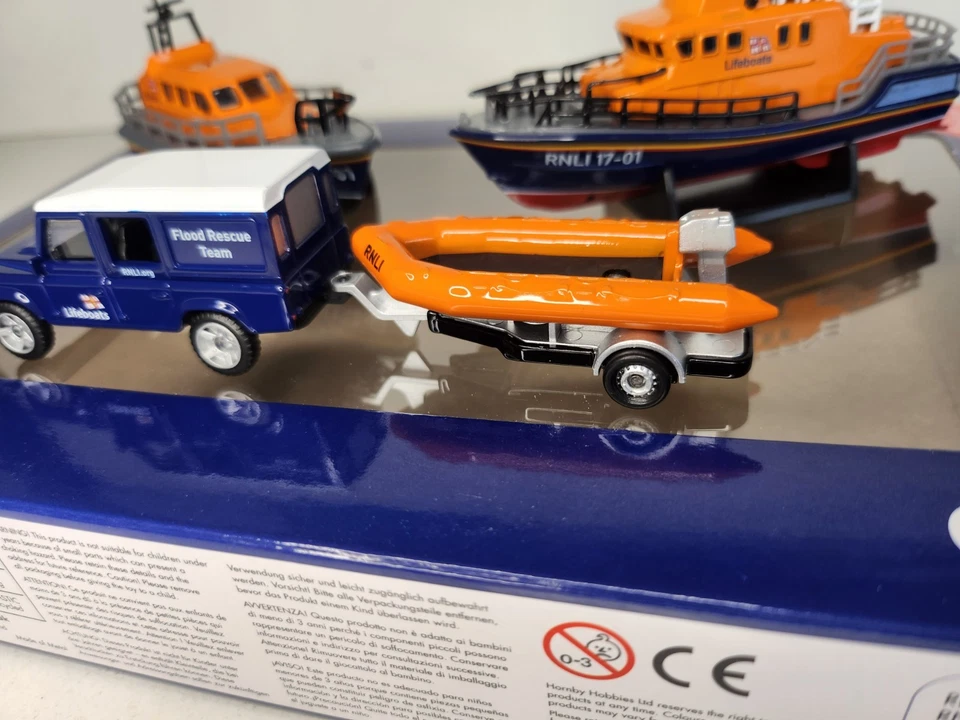 CORGI RNLI LIFEBOATS + LAND ROVER & LIFEBOAT/TRAILER Gift Set RNLI0001 - Image 3 of 4