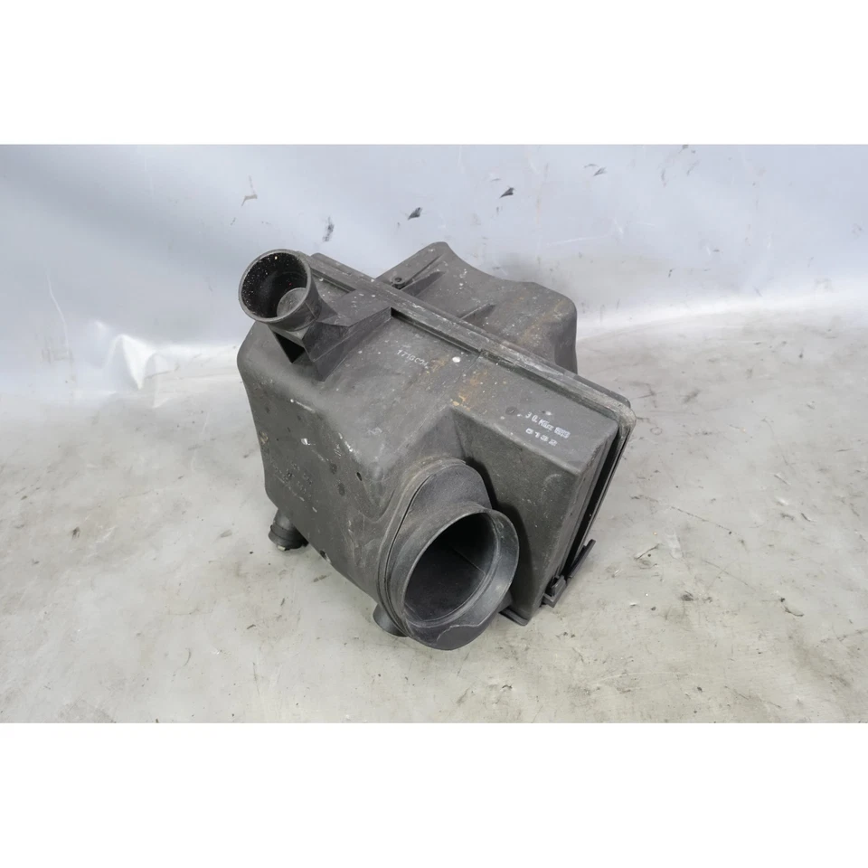 Silenciador de admisión de caja de filtro de aire BMW Z3 2.3 2.8 M52TU 1999-2000 dañado fabricante de equipos originales de fábrica Foto 4 de 4