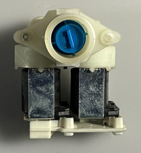 Bauknecht  WAK 64  Waschmaschine Magnetventil 33490139 461971416991 #1805-9