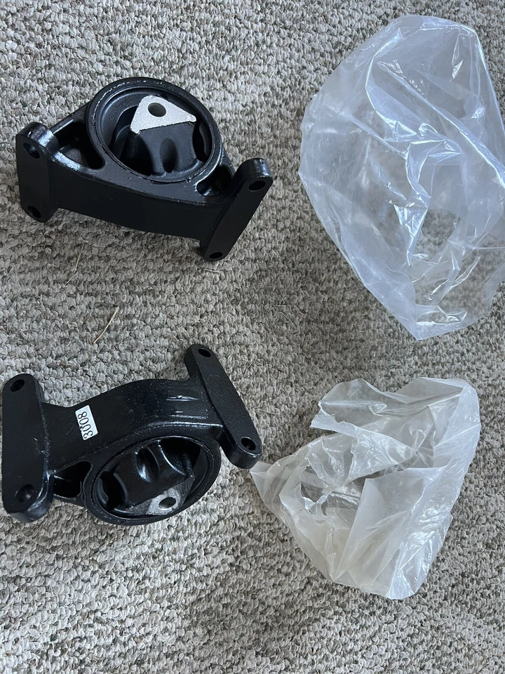 Suportes de motor Napa/Balkamp - 2002 Jeep Grand Cherokee Limited - 4.7L V-8 - Imagem 3 de 4