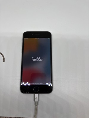 Apple iPhone 6s 64GB Space Gray (Unlocked) - Good Condition with Original Box