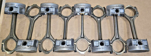 Ford 5.4L 2-Valve Connecting Rod With Piston