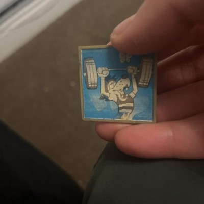 Nu pogodi - UdSSR Vintage 3D Lenticular Badge Hase & Wolf 