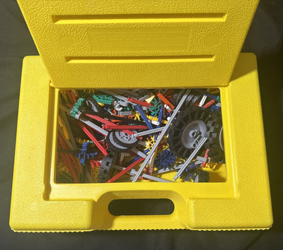 K nex Yellow Traveling Case With A Lot Of Knex Pcs.