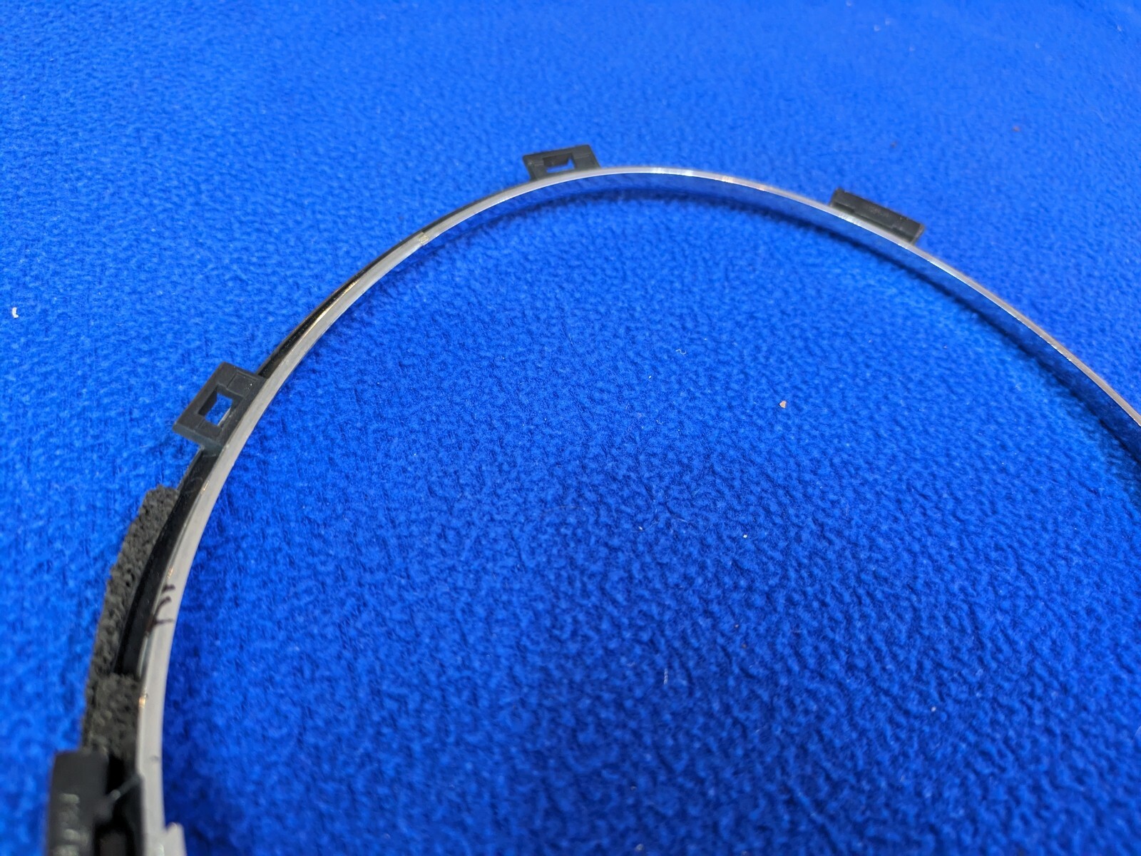 2006-2012 BENTLEY CONTINENTAL FRONT RIGHT passenger inside HEADLIGHT TRIM ring