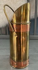 Soporte de fósforos cónicos de latón y cobre de colección pequeño lanzadera de carbón con mango chimenea