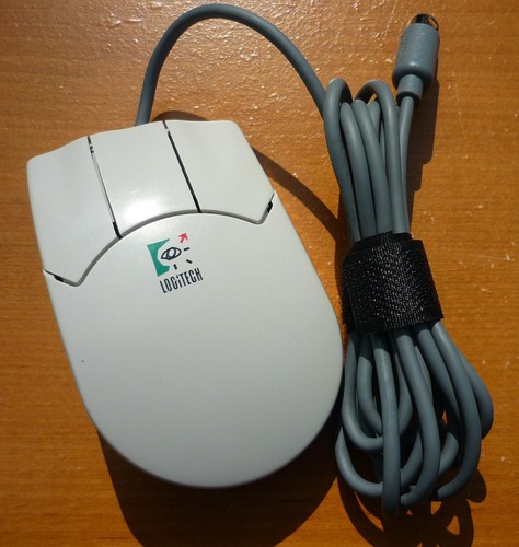 Vintage Logitech Mouse Man Deluxe Bus M-PK32 Mechanical Ball Mouse *UNTESTED* - Picture 1 of 6