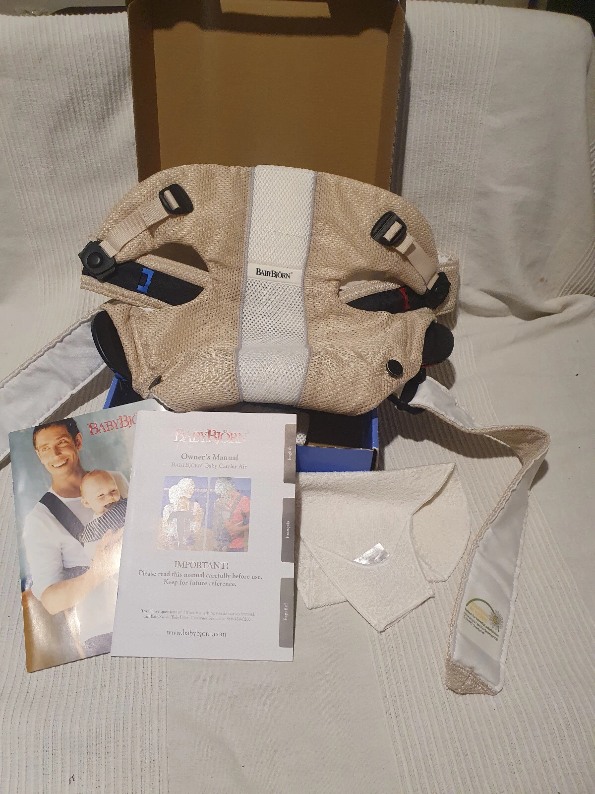 BabyBjorn Baby Carrier AIR Breathable Material Ages 0+ Months Boxed