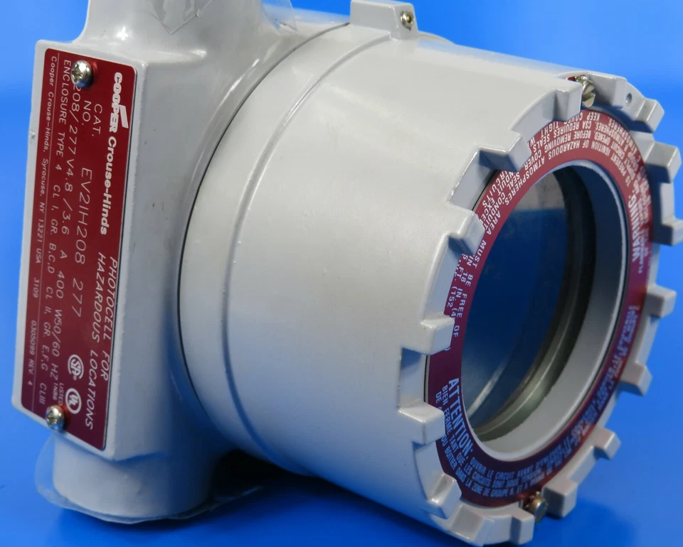 (AMPMECH) CROUSE HINDS/ EATON NEC EX CLASS1 DIV 1, PHOTOCELL, EV2IH208277(White) - Image 4 of 4