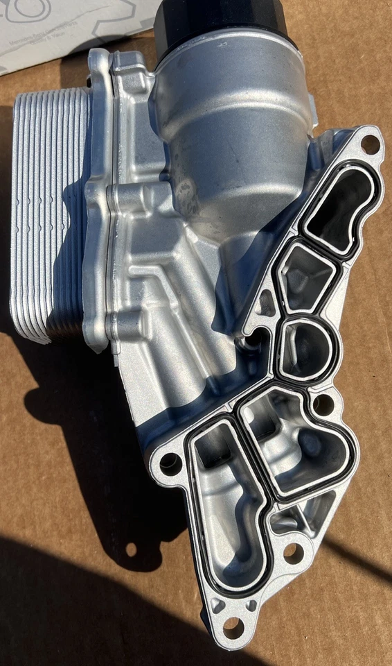 Mercedes Benz Genuine GL450 GL550 2009-2012 Engine Oil Filter OE 272180000064 - Image 4 of 4