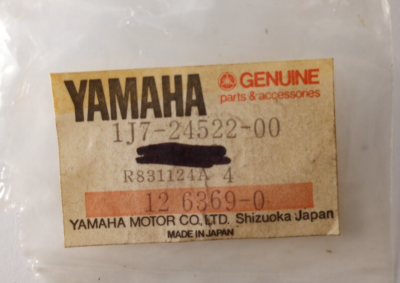 Yamaha SR500,XS360,XS750,XS1100 Gasket NOS 1J7-24522-00 (L-4166