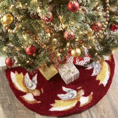 Herrschners  Heavenly Angels Tree Skirt Latch Hook Kit